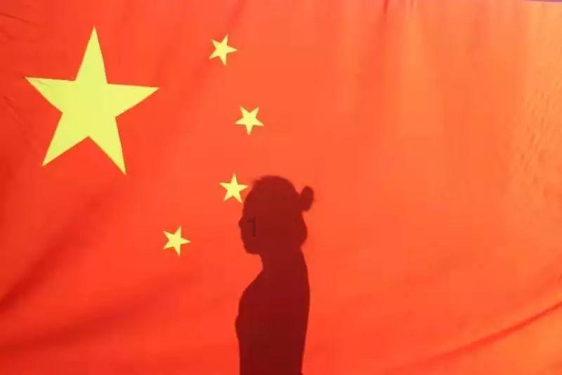 由于VAR判罚错误，安德莱赫特对亨克的一场比甲联赛被判重赛