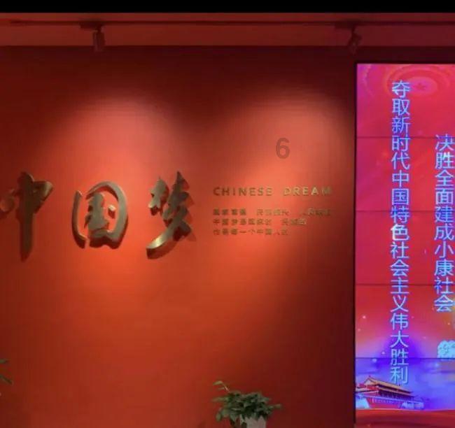 迷失在黑洞里